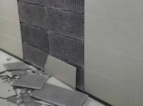 吴起瓷砖空鼓维修公司分享下吴起墙砖松动维修的知识